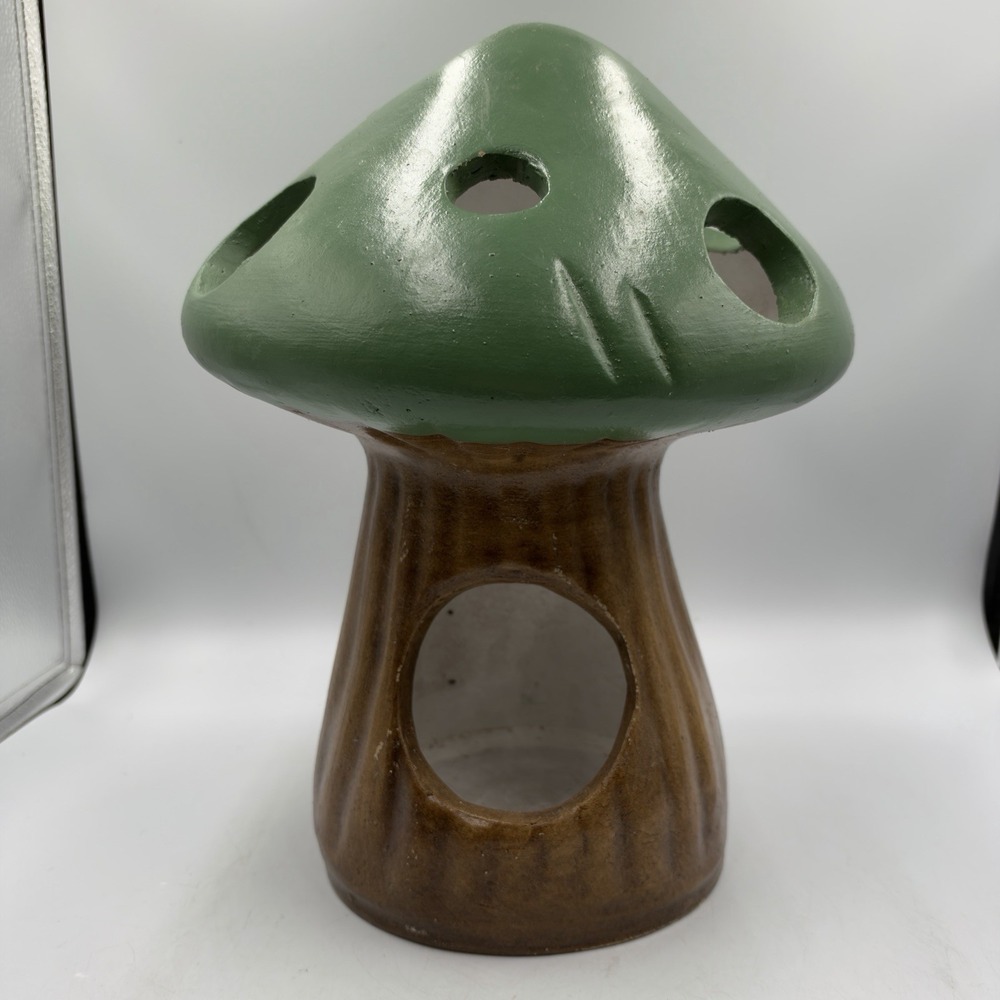 Vtg Ceramic Green Mushroom Tea Light Candle Holder Luminary Fairy Garden Decor